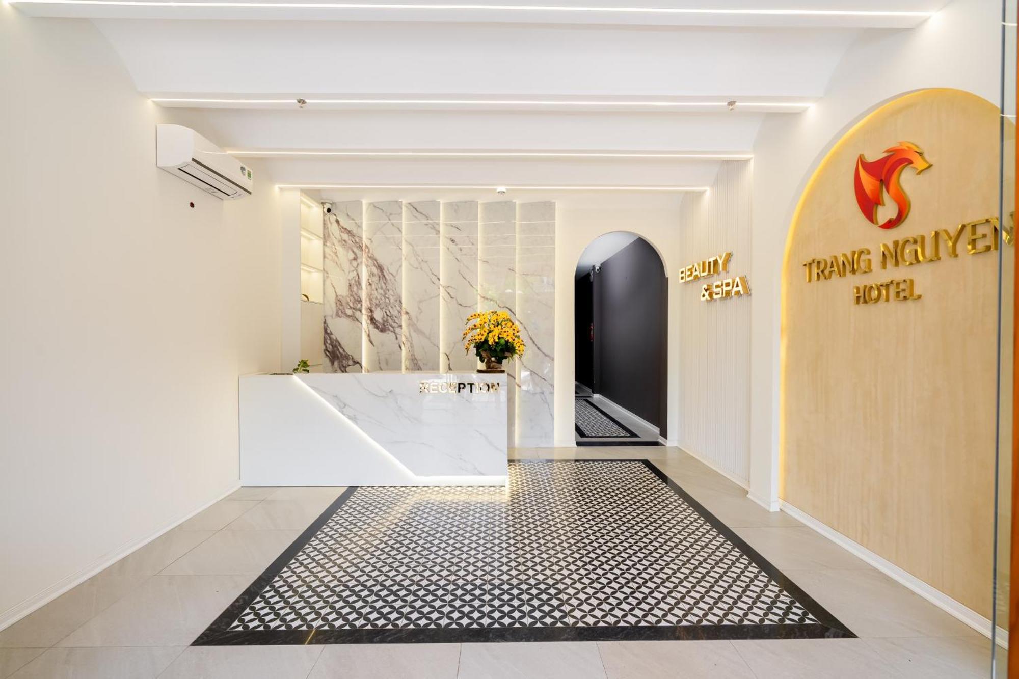 Trang Nguyen Hue Hotel Luaran gambar